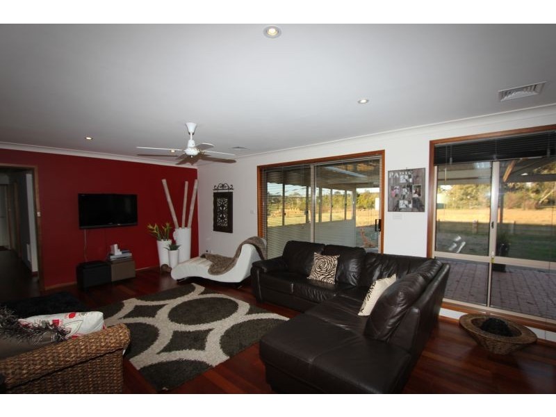 166 Ducks Lane, Goulburn NSW 2580