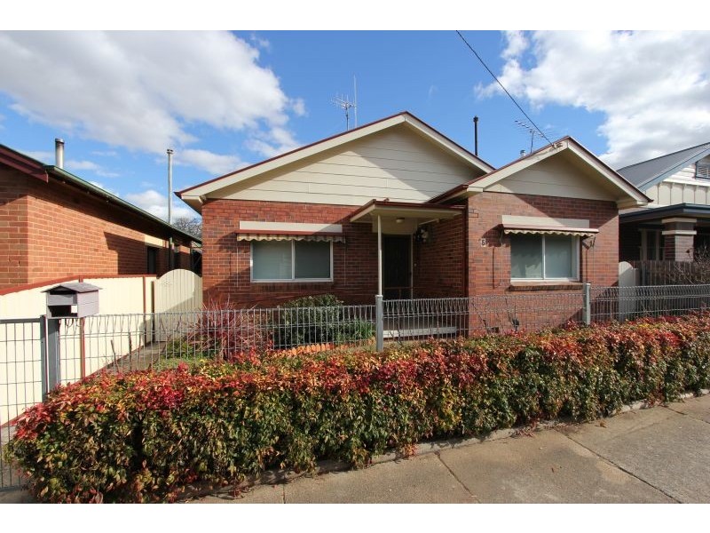 8 Arnheim Street, Goulburn NSW 2580