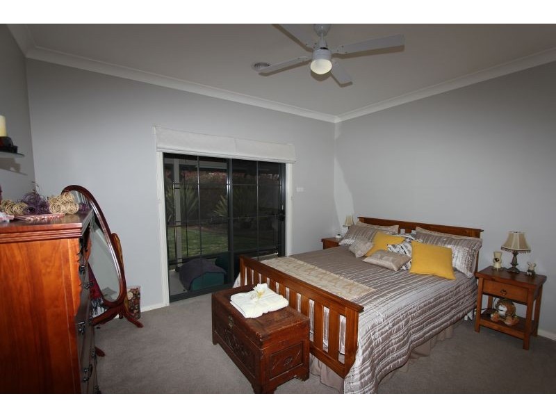 6 James Place, Goulburn NSW 2580