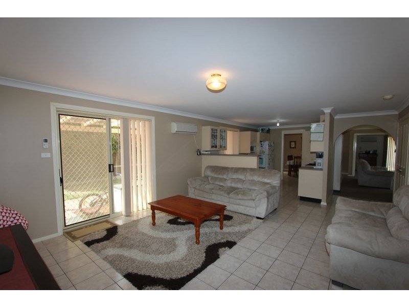 44 Jacqua Avenue, Goulburn NSW 2580