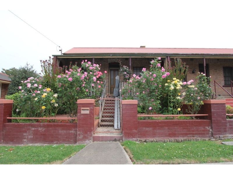 142 Bourke Street, Goulburn NSW 2580