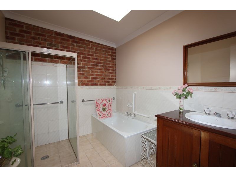 142 Bourke Street, Goulburn NSW 2580