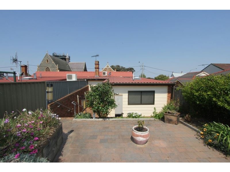 142 Bourke Street, Goulburn NSW 2580