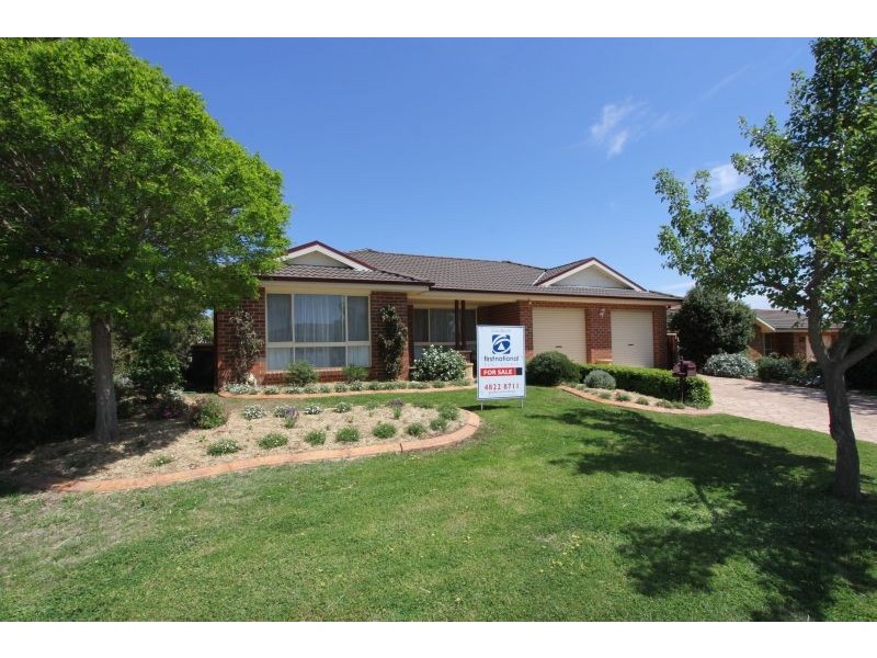 8 Constantina Circuit, Goulburn NSW 2580