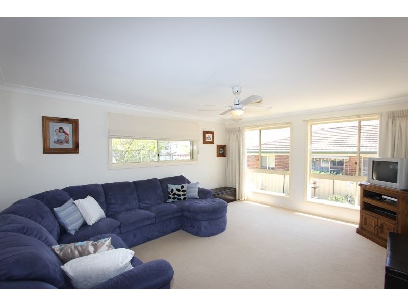 8 Constantina Circuit, Goulburn NSW 2580