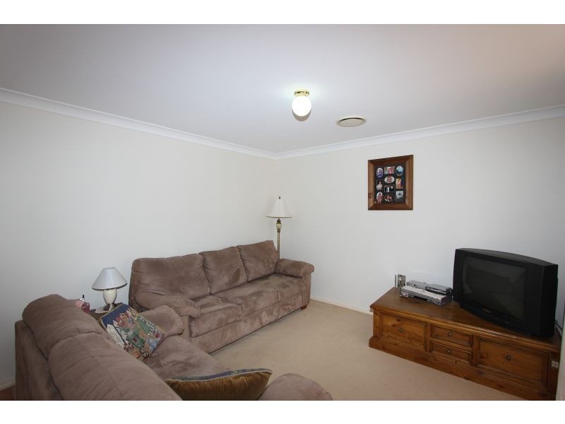 8 Constantina Circuit, Goulburn NSW 2580