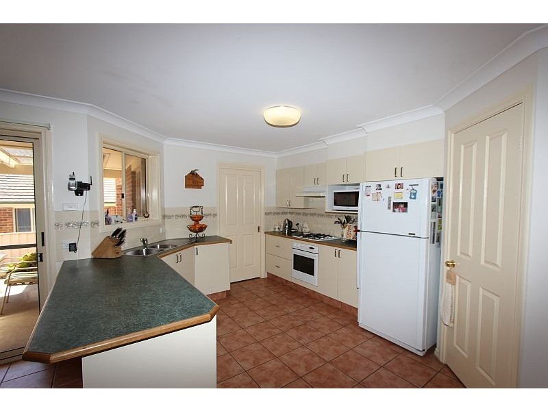 8 Constantina Circuit, Goulburn NSW 2580