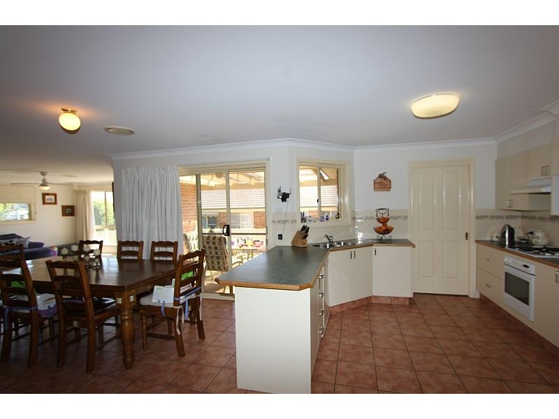 8 Constantina Circuit, Goulburn NSW 2580