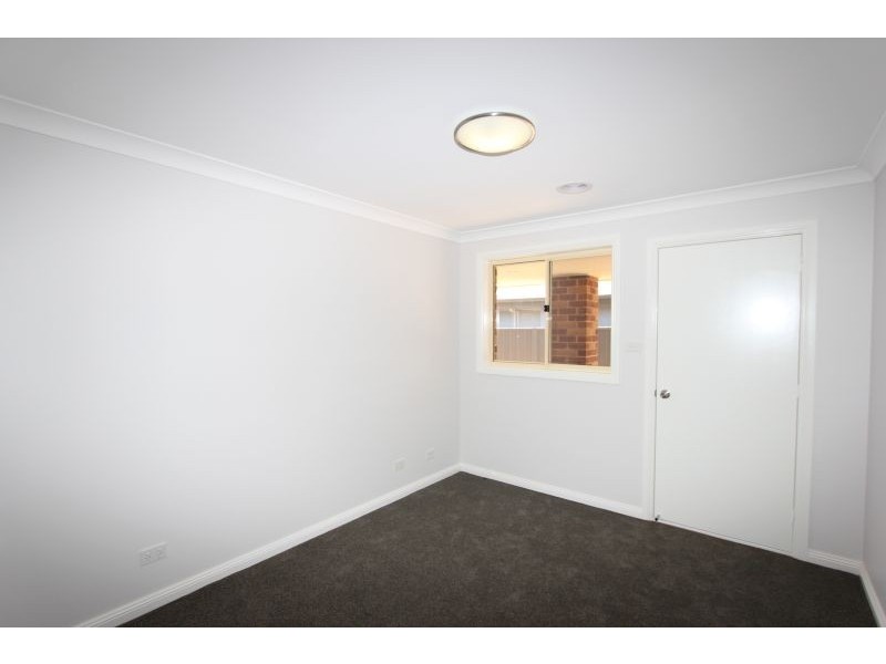 12 Mewburn Drive, Goulburn NSW 2580