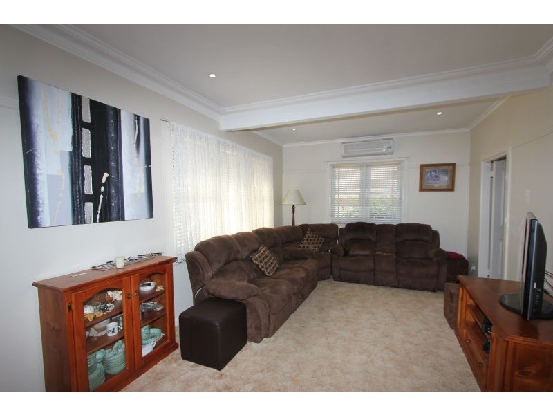 11 Francis Street, Goulburn NSW 2580