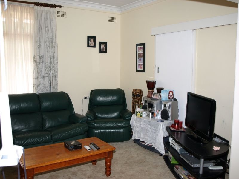 13 Hume Street, Goulburn NSW 2580