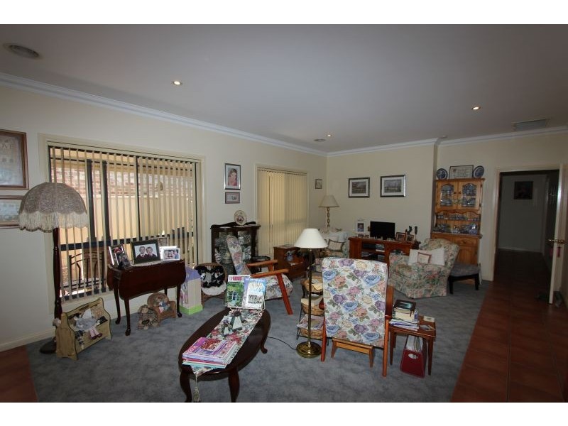 11 Bishop Street, Goulburn NSW 2580