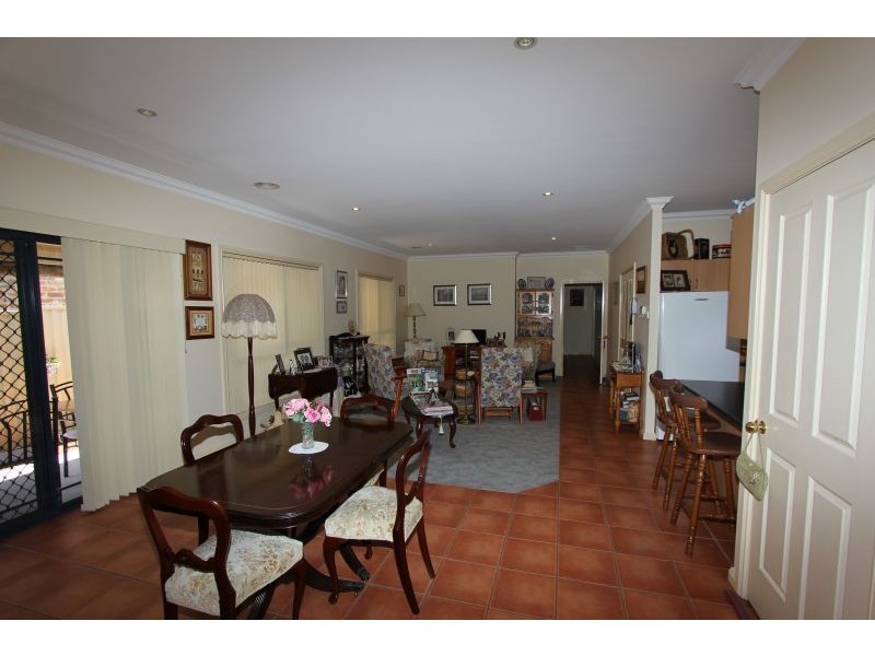 11 Bishop Street, Goulburn NSW 2580