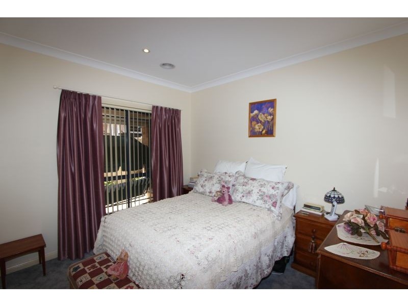 11 Bishop Street, Goulburn NSW 2580