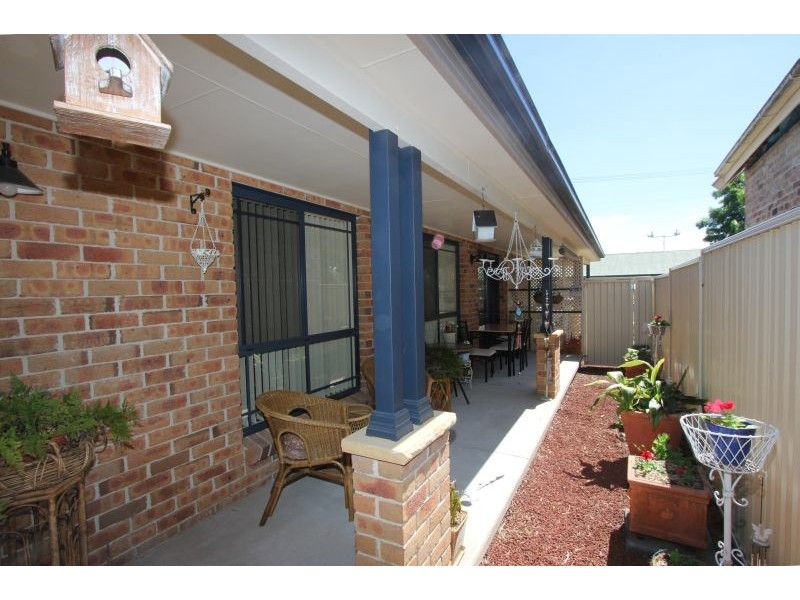 11 Bishop Street, Goulburn NSW 2580
