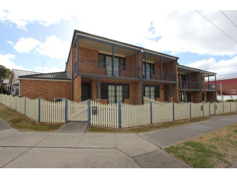 1/1 Glebe Avenue, Goulburn NSW 2580