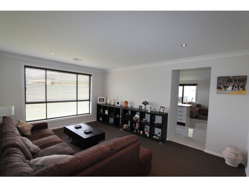 6 Baxter Place, Goulburn NSW 2580