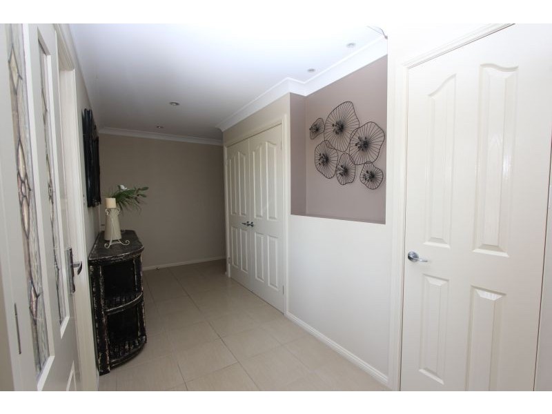 11 St Aubyn Road, Goulburn NSW 2580