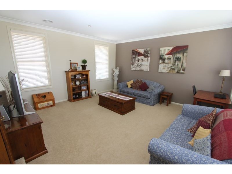 11 St Aubyn Road, Goulburn NSW 2580