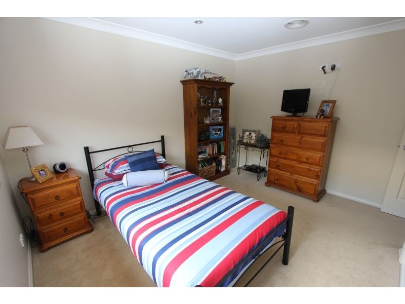 11 St Aubyn Road, Goulburn NSW 2580