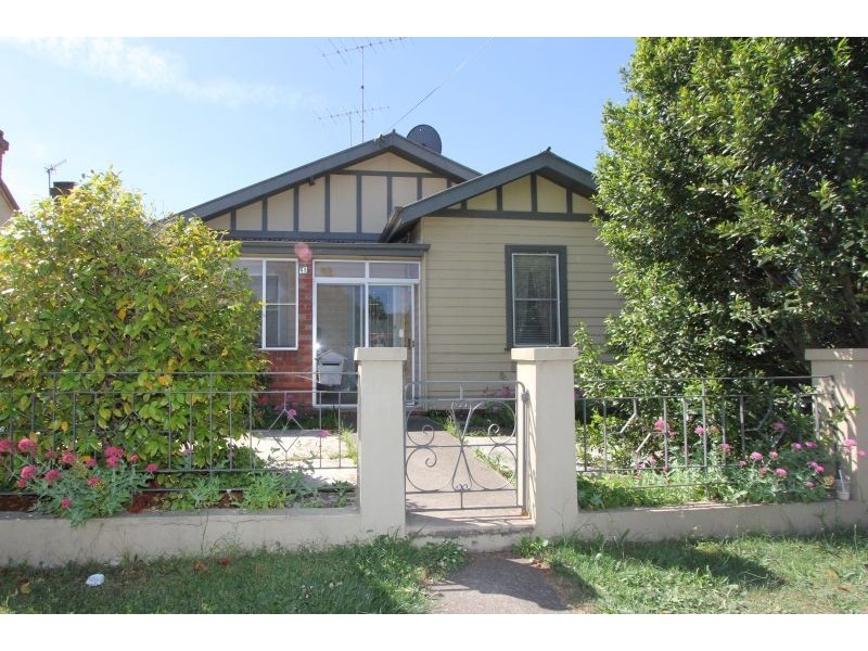 98 Grafton Street, Goulburn NSW 2580