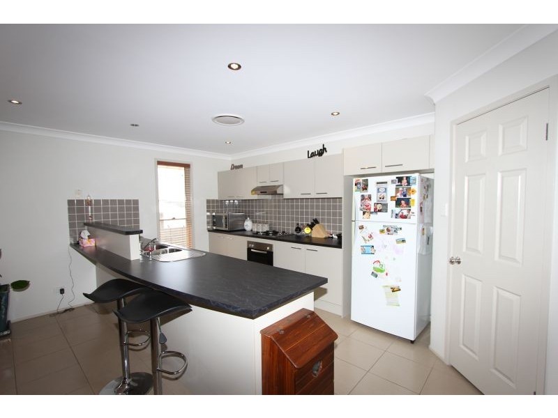 6 Red Gum Place, Goulburn NSW 2580