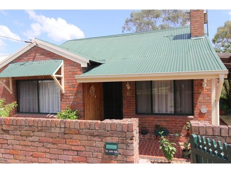 12 Victoria Parade, Goulburn NSW 2580