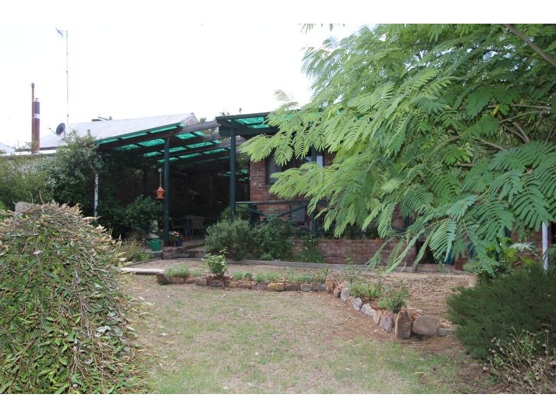 12 Victoria Parade, Goulburn NSW 2580