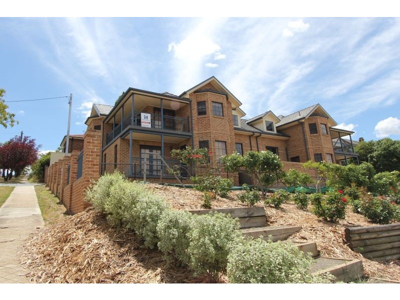 1/105 Cowper Street, Goulburn NSW 2580