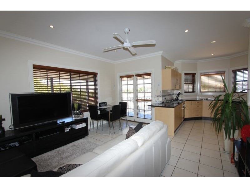 1/105 Cowper Street, Goulburn NSW 2580