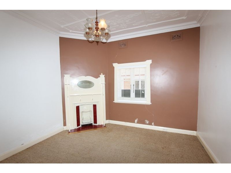 278 Bourke Street, Goulburn NSW 2580