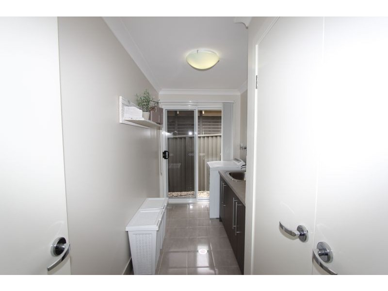 6 Hazelwood Place, Goulburn NSW 2580