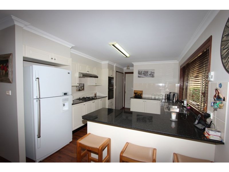 6 Bonnett Drive, Goulburn NSW 2580