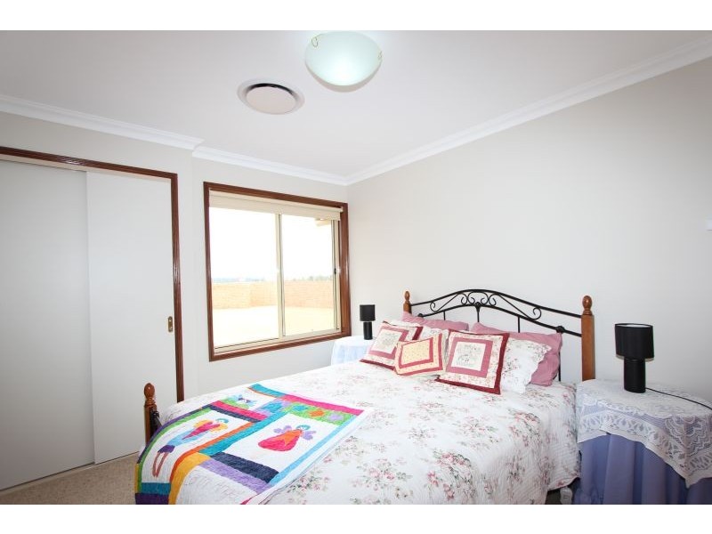 6 Bonnett Drive, Goulburn NSW 2580