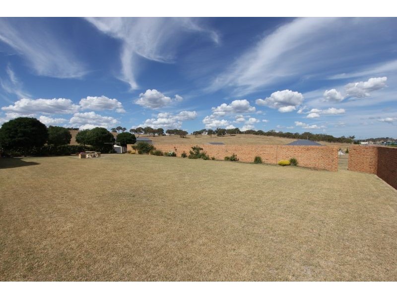 6 Bonnett Drive, Goulburn NSW 2580