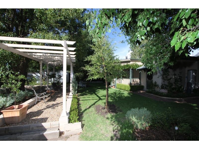 114 Lagoon Street, Goulburn NSW 2580