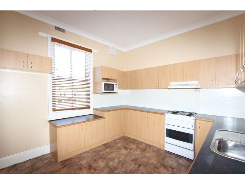 2 Horne Square, Goulburn NSW 2580