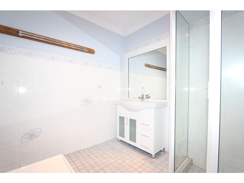 2 Horne Square, Goulburn NSW 2580