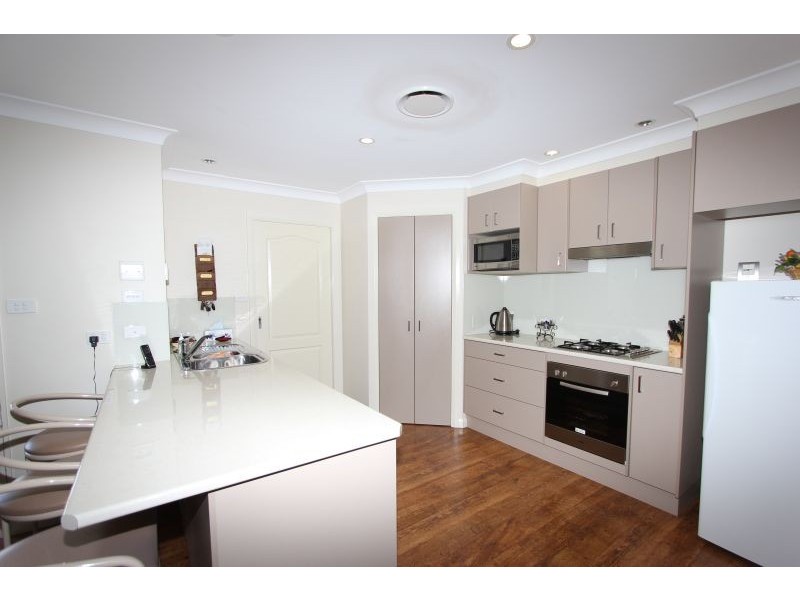 11 Hazelwood Place, Goulburn NSW 2580