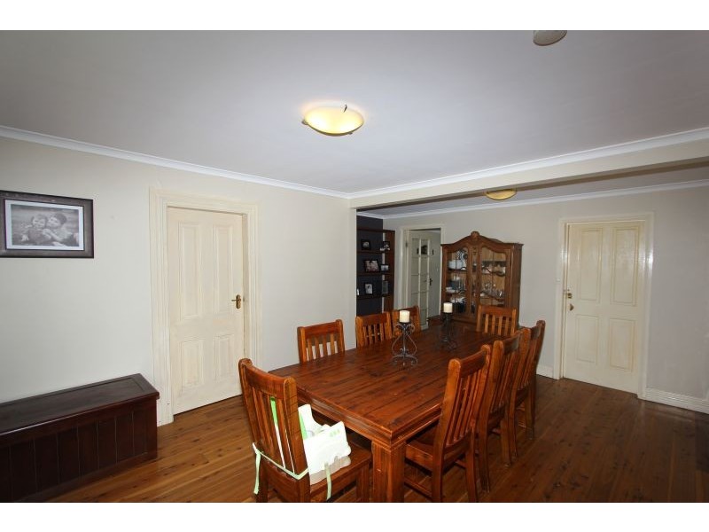 16 Garfield Avenue, Goulburn NSW 2580