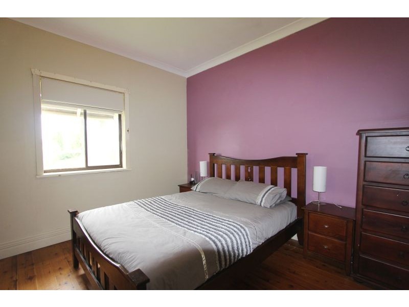 16 Garfield Avenue, Goulburn NSW 2580