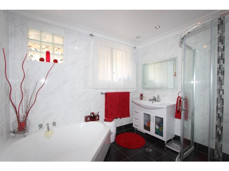 9 Newton Street, Goulburn NSW 2580