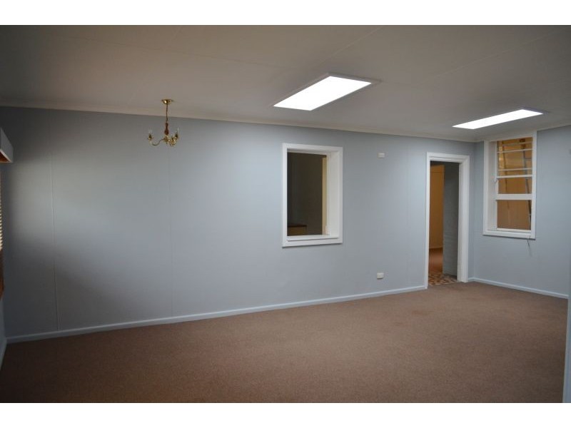 125 Clinton Street, Goulburn NSW 2580