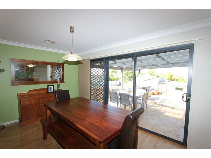 17 Robinson Street, Goulburn NSW 2580