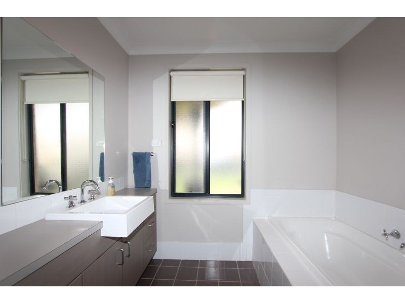 122 Gibson Street, Goulburn NSW 2580