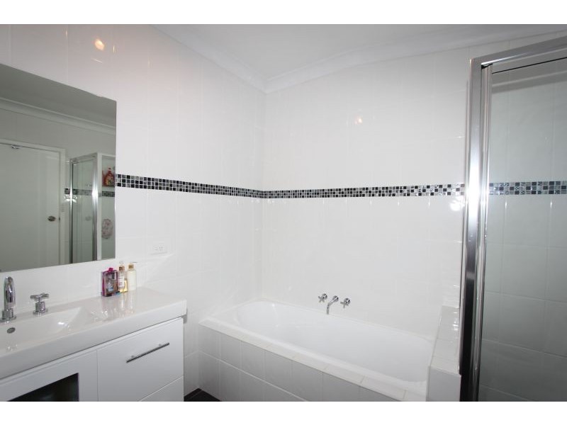 12 Elizabeth Street, Goulburn NSW 2580