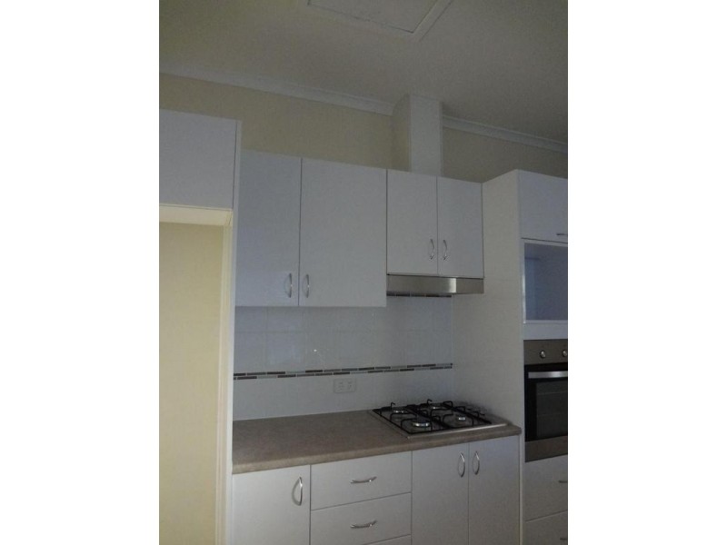 2 Martyr Street, Goulburn NSW 2580