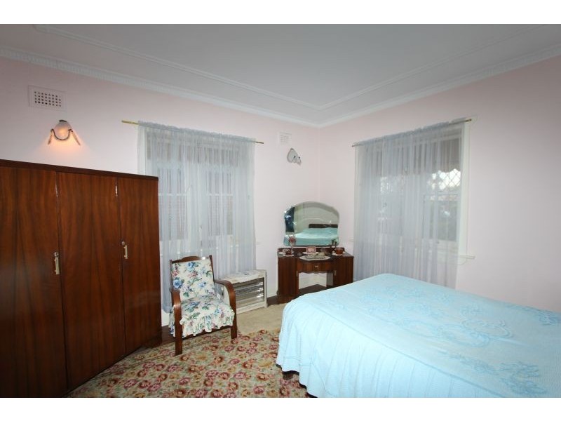 82 Deccan Street, Goulburn NSW 2580