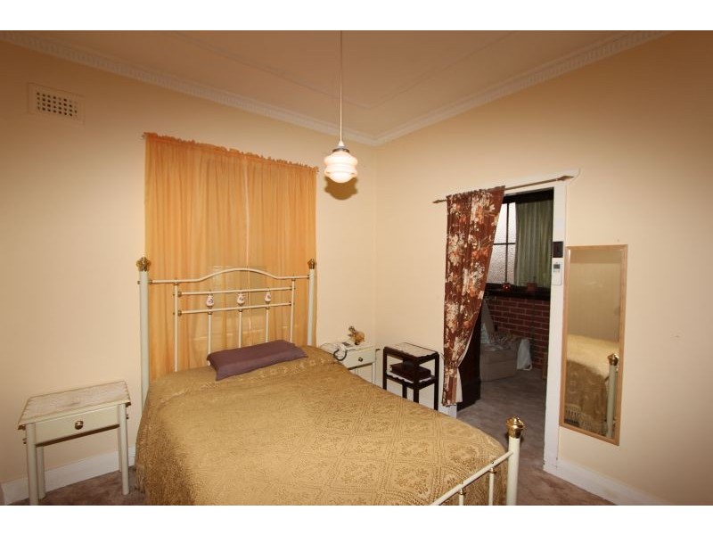 82 Deccan Street, Goulburn NSW 2580