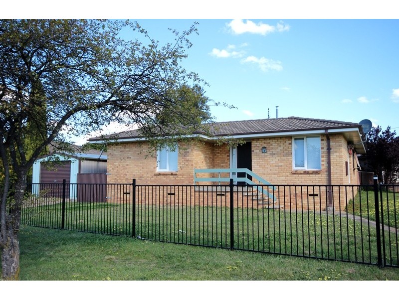 25 Gourock Avenue, Goulburn NSW 2580